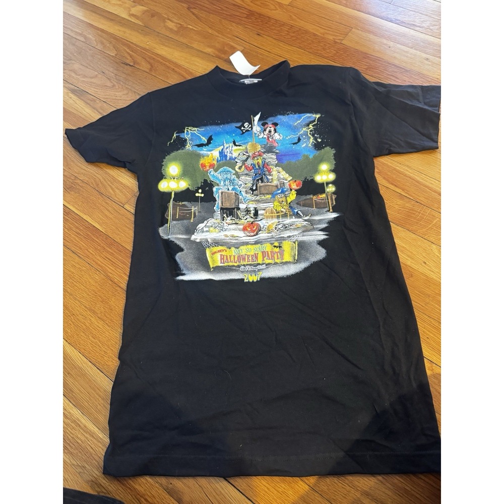 Disney Mickey's Not So‎ Scary Halloween Party Black Tshirt Adult S NWT 2007